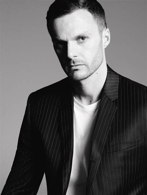 Kris Van Assche — Wikipédia.